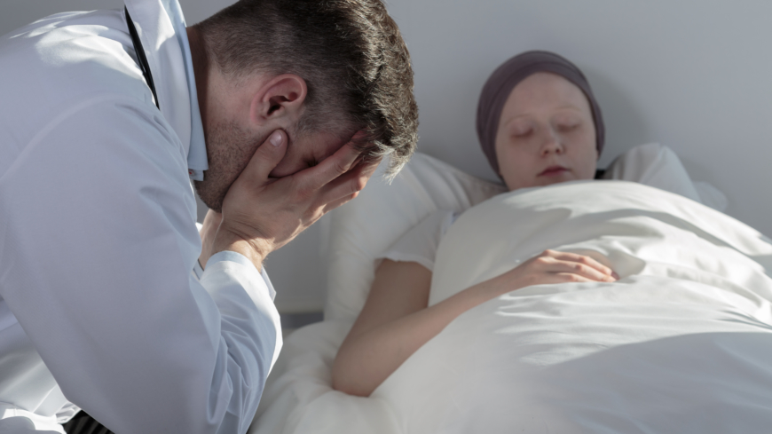 Nationellt samtalsstöd till barncancerdrabbade familjer